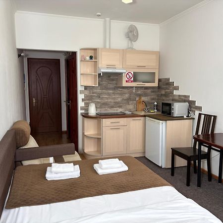 Авіа Apartment Uzhhorod Exterior photo