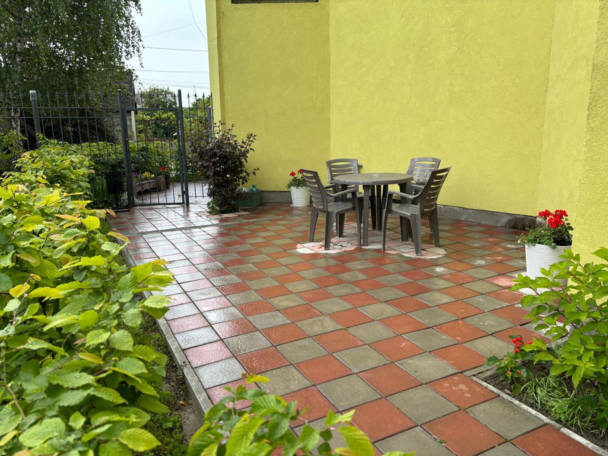Авіа Apartment Uzhhorod Exterior photo