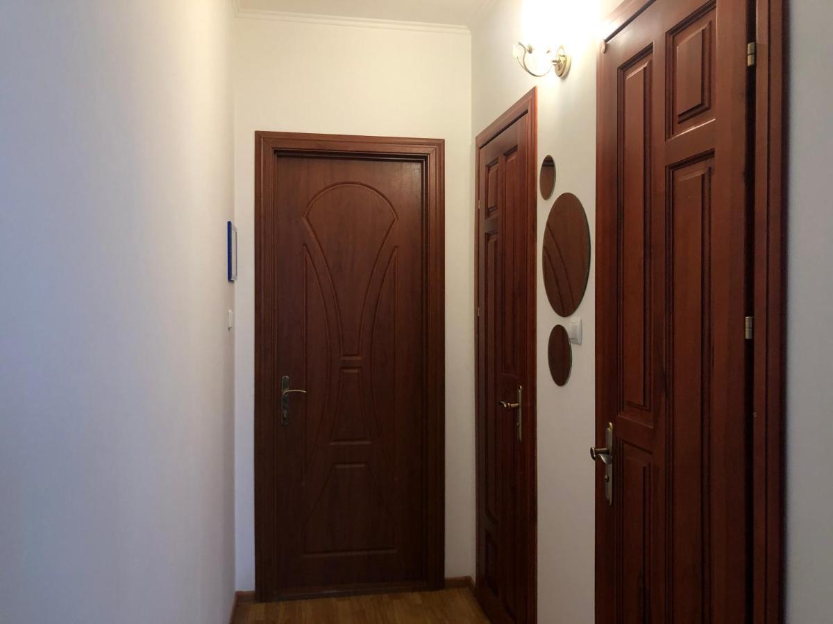 Авіа Apartment Uzhhorod Exterior photo